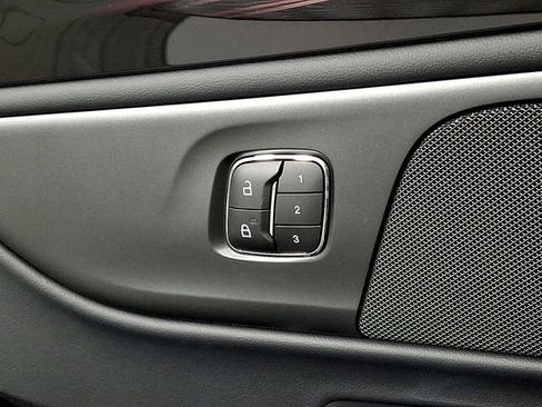 Used 2026 Lincoln Nautilus Premier w/ Equipment Group 102A AWD/4WD image 19