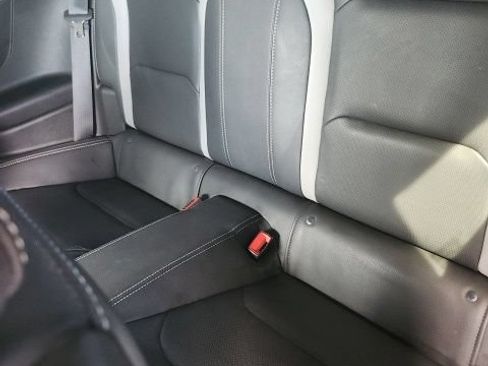 Used 2019 Chevrolet Camaro SS RWD image 12