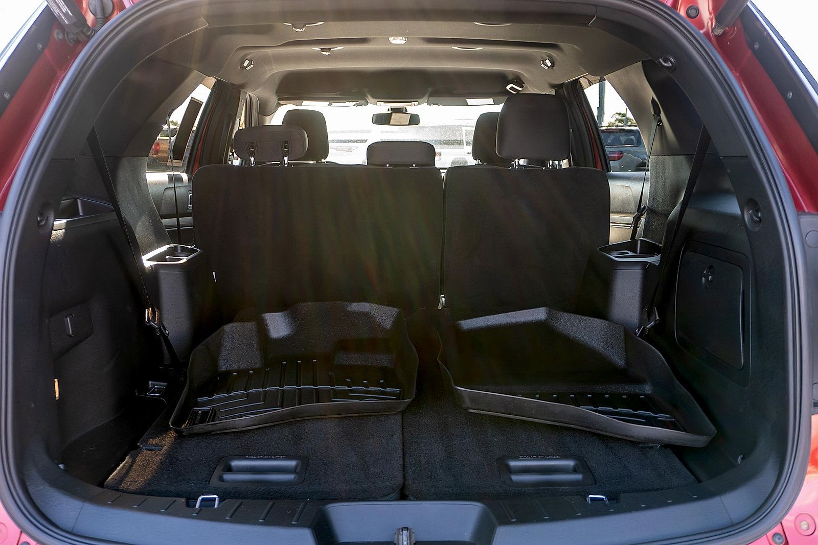 Used 2019 Ford Explorer XLT w/ Equipment Group 201A AWD/4WD image 10