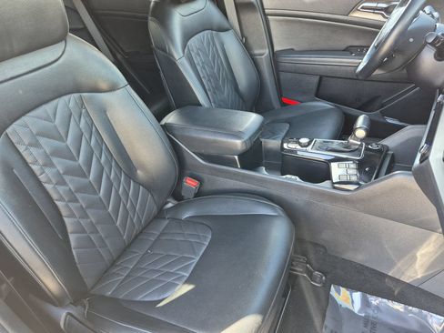 Certified 2024 Kia Sportage X-Pro AWD/4WD image 16