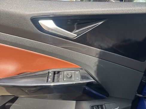 Used 2021 Volkswagen ID.4 Pro S image 13