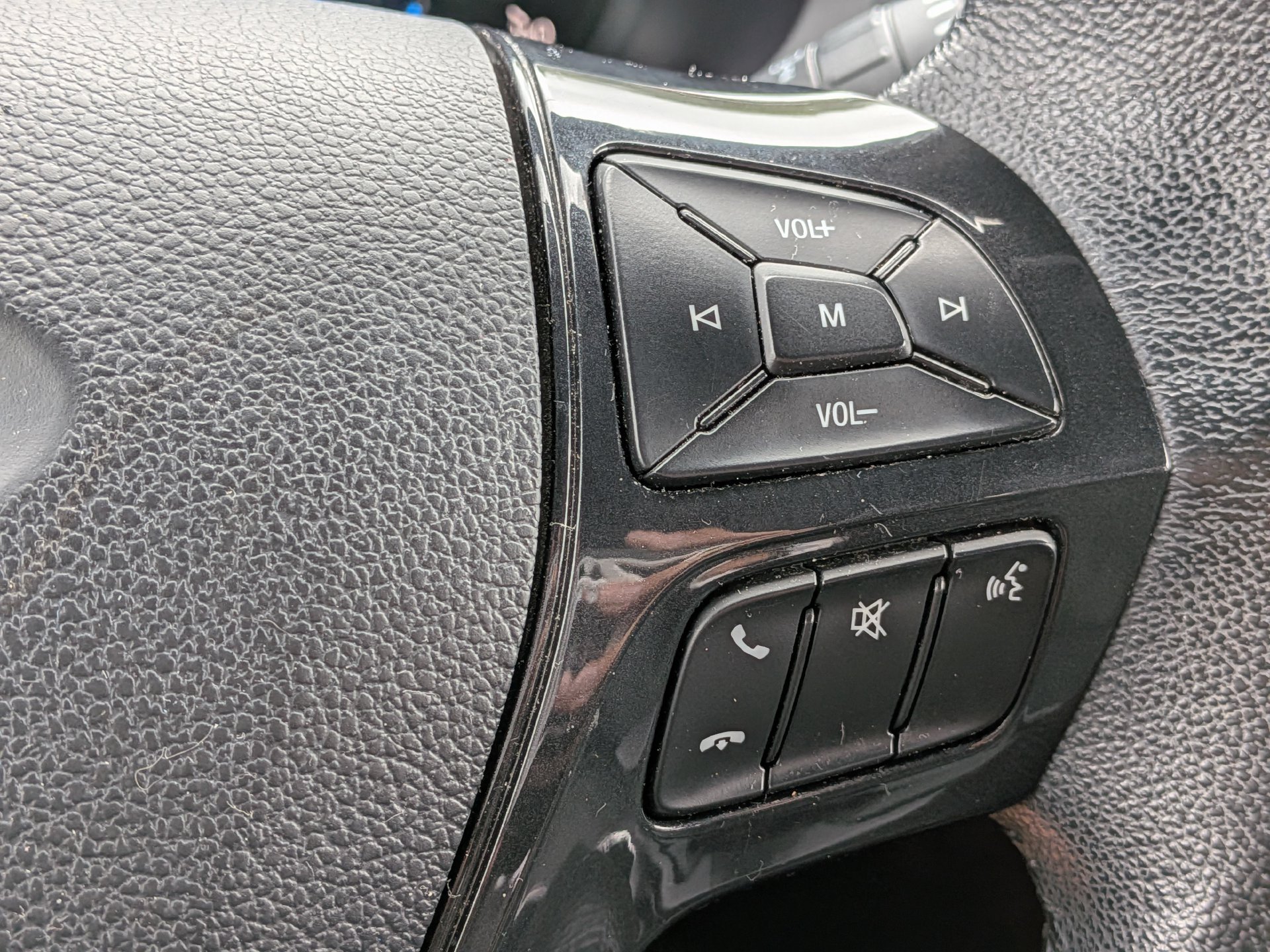 Used 2019 Ford Explorer XLT FWD image 27
