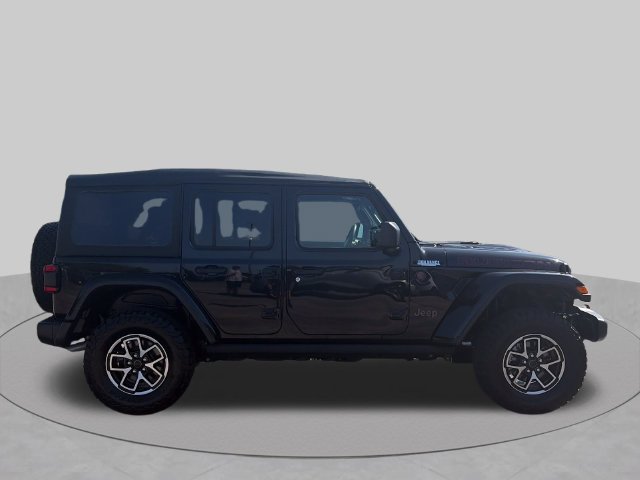 Certified 2025 Jeep Wrangler Unlimited Rubicon AWD/4WD image 7