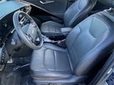 Used 2023 Kia Niro SX Touring image 6