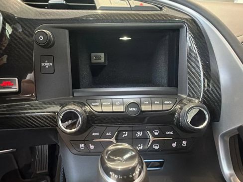 Used 2019 Chevrolet Corvette ZR1 RWD image 19