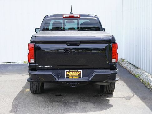 Used 2023 Chevrolet Colorado Z71 w/ Z71 Convenience Package 2 AWD/4WD image 5