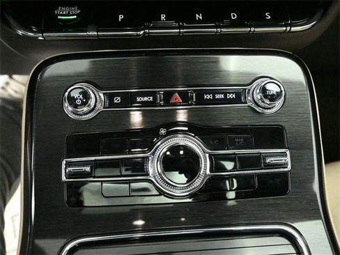 Certified 2023 Lincoln Nautilus Reserve image 15