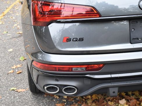 Used 2023 Audi SQ5 Premium Plus w/ Premium Plus Package image 41
