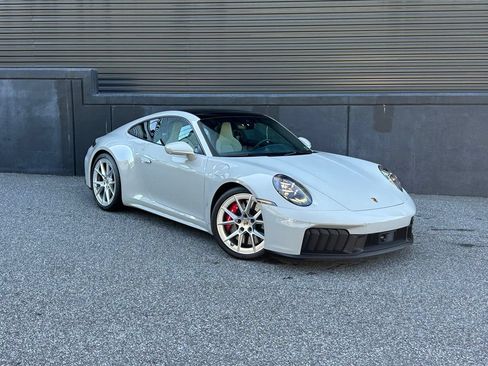 Certified 2026 Porsche 911 Carrera GTS RWD image 12