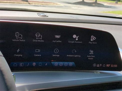 New 2026 Cadillac Vistiq Sport image 13