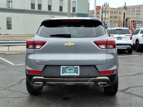 Used 2023 Chevrolet TrailBlazer ACTIV w/ Sun and Liftgate Package image 5