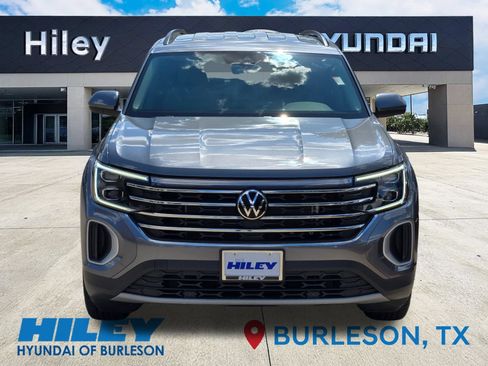Used 2024 Volkswagen Atlas SE FWD image 6