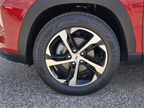 New 2026 Chevrolet Trax RS w/ Driver Confidence Package FWD image 14