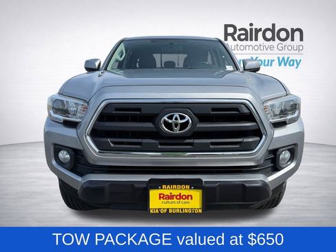 Used 2017 Toyota Tacoma SR5 w/ Tow Package AWD/4WD image 2