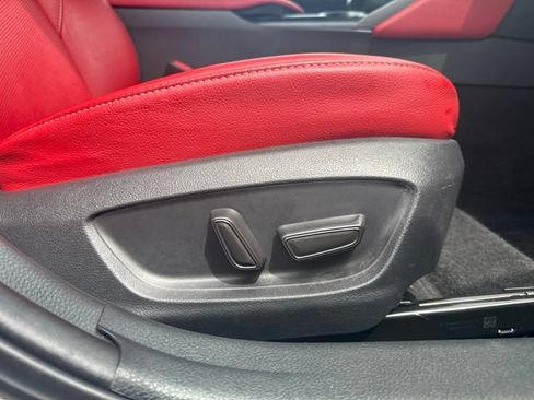 Used 2018 Toyota Camry XSE FWD image 22