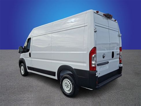 Used 2024 RAM ProMaster 2500 w/ Safety Group image 6