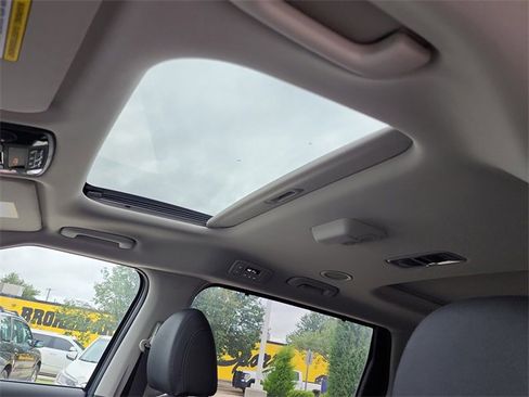 New 2026 Kia Carnival SX Prestige image 26