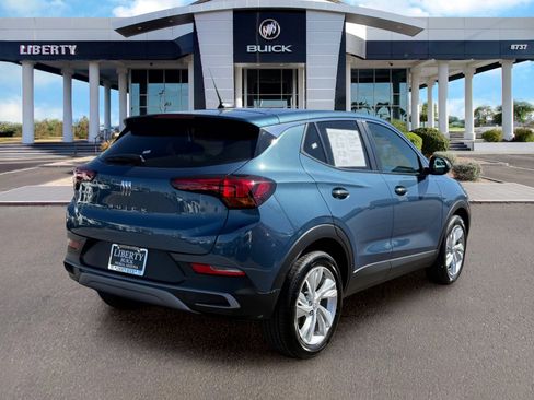 Used 2024 Buick Encore GX Preferred FWD image 3