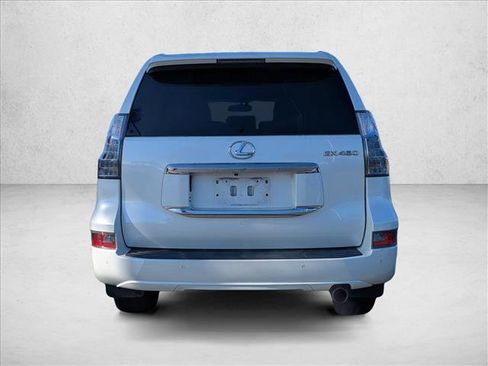 Used 2018 Lexus GX 460 Premium w/ Premium Package image 6