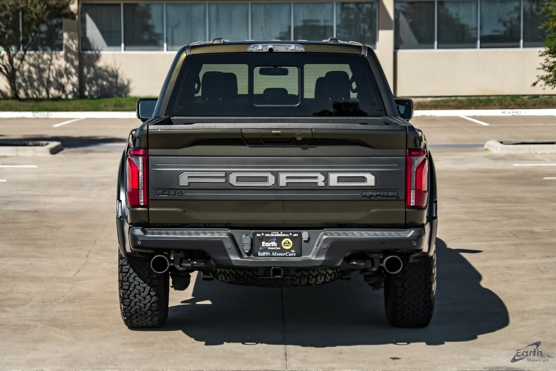 Used 2025 Ford F150 Raptor AWD/4WD image 13