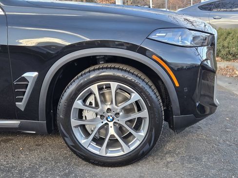 New 2026 BMW X5 xDrive50e w/ Executive Package image 9