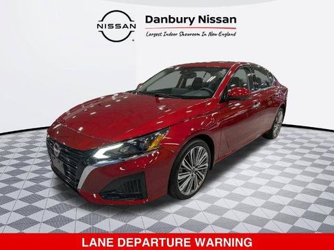 Certified 2023 Nissan Altima 2.5 SL AWD/4WD image 8