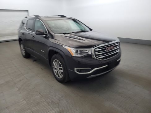 Used 2018 GMC Acadia SLE image 13
