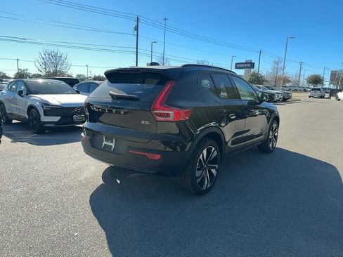 New 2026 Volvo XC40 B5 Ultra w/ Protection Package Premier image 6