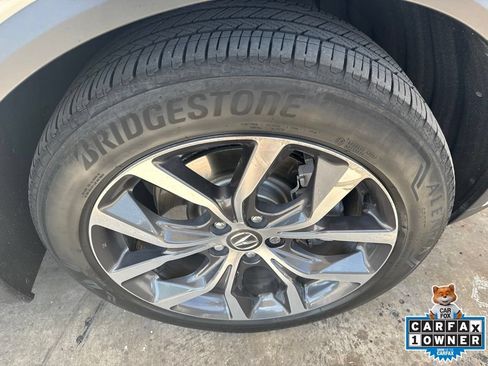 Used 2024 Acura MDX SH-AWD w/ Technology Package image 9