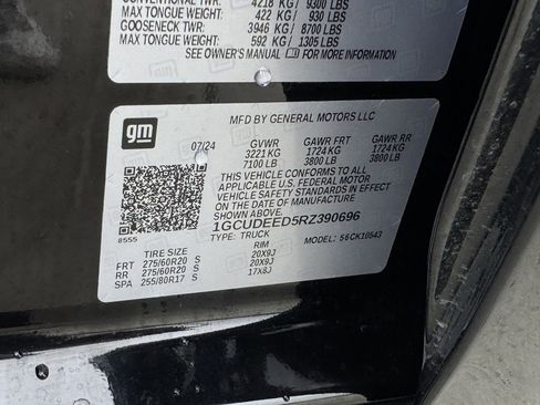 Used 2024 Chevrolet Silverado 1500 RST AWD/4WD image 31