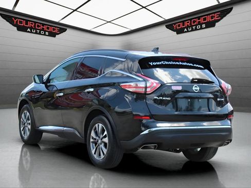 Used 2018 Nissan Murano SV image 3