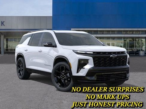 New 2026 Chevrolet Traverse RS image 7