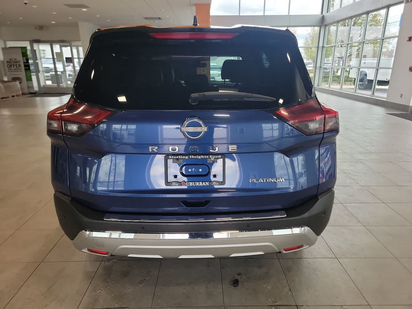 Used 2022 Nissan Rogue Platinum w/ Head-Up Display Package FWD image 8