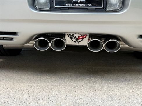 Used 2004 Chevrolet Corvette Coupe w/ Preferred Equipment Group image 42