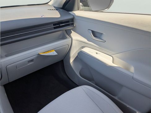 Certified 2026 Hyundai Kona SE FWD image 15