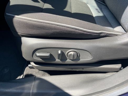 Used 2023 Chevrolet TrailBlazer LT image 9