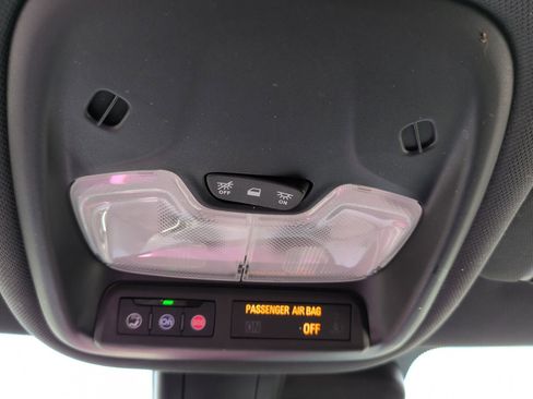 Used 2023 Chevrolet TrailBlazer ACTIV w/ Convenience Package FWD image 25