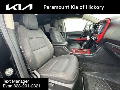 Used 2015 Chevrolet Colorado LT w/ LT Convenience Package image 29