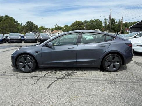 Used 2023 Tesla Model 3 Standard Range RWD image 2