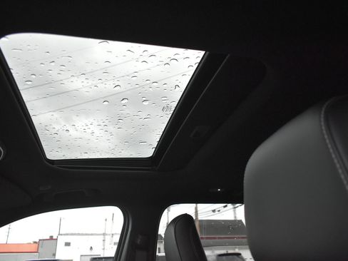 New 2026 Jeep Grand Cherokee Altitude image 19