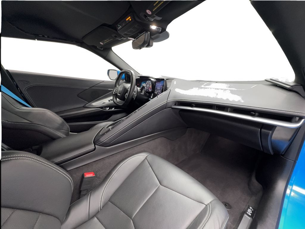 Used 2023 Chevrolet Corvette Stingray Convertible w/ Z51 Performance Package RWD image 32