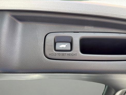 Used 2023 Honda CR-V EX-L image 18