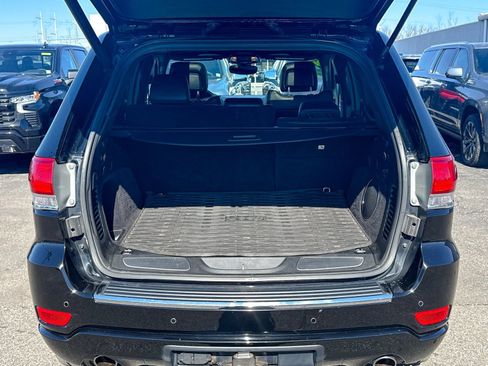 Used 2020 Jeep Grand Cherokee Overland image 12