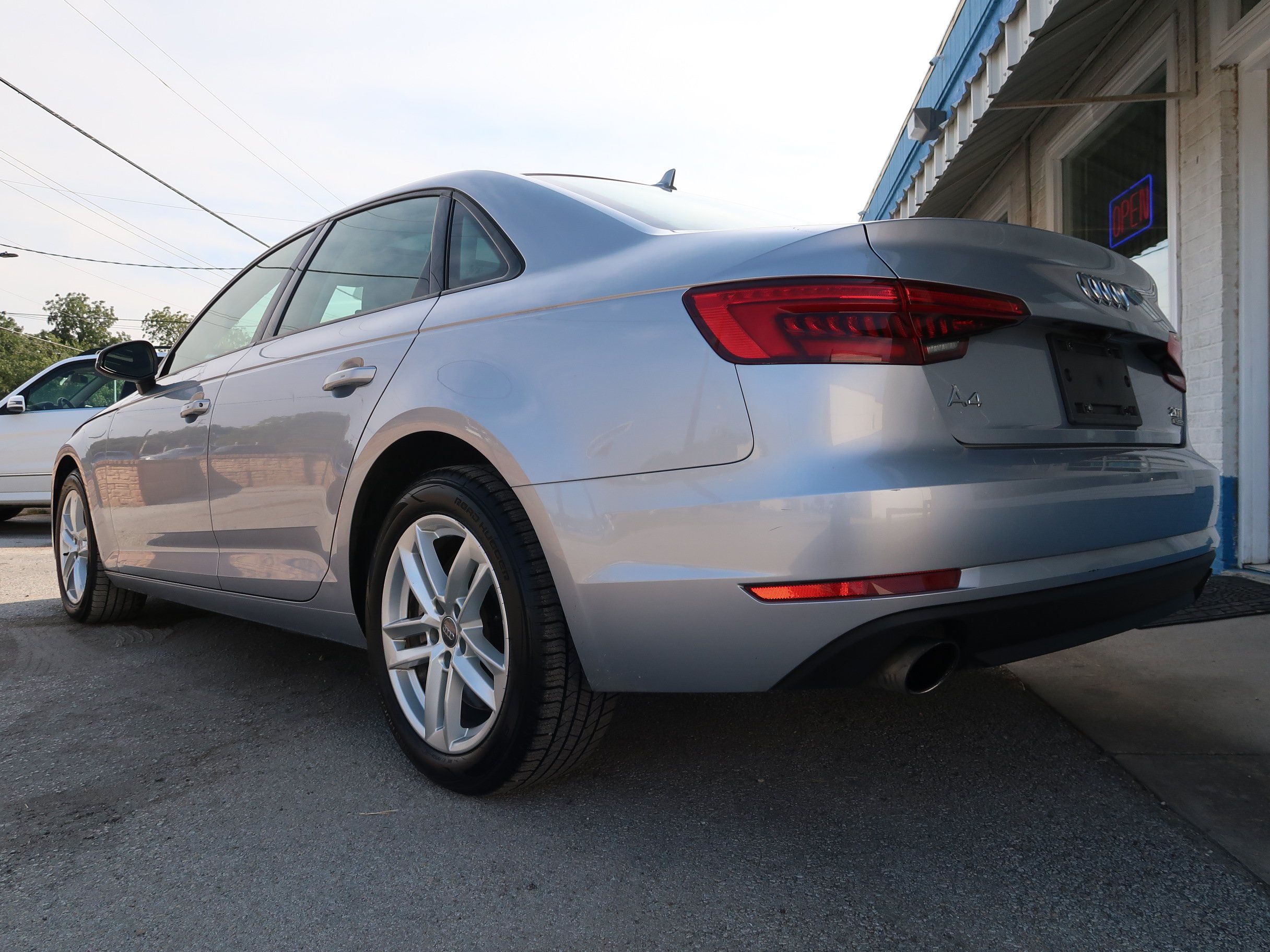 Used 2017 Audi A4 2.0T Premium AWD/4WD image 7