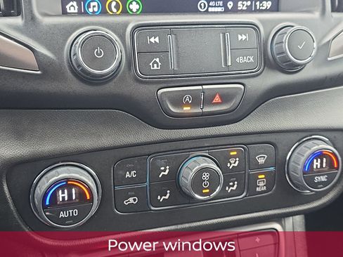 Used 2023 GMC Terrain AT4 image 22