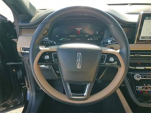 Used 2022 Lincoln Corsair Reserve w/ Equipment Group 201A image 18