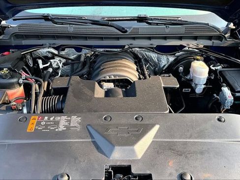 Used 2018 Chevrolet Silverado 1500 LT w/ All Star Edition AWD/4WD image 10