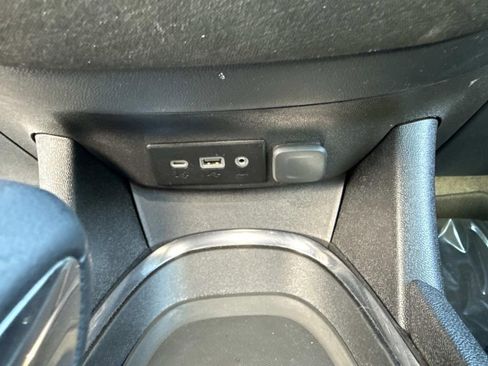 Used 2023 Chevrolet Malibu LT FWD image 21