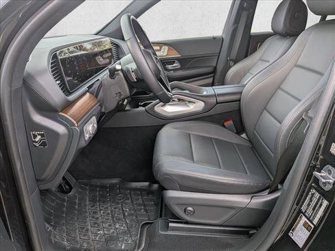 Used 2025 Mercedes-Benz GLE 350 4MATIC image 16