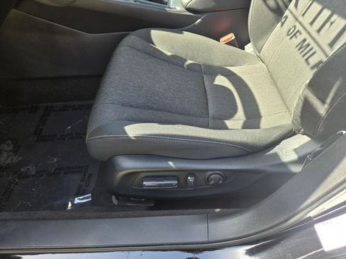 Certified 2024 Honda Accord EX image 11